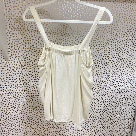 Universal Thread Tank ( Size M) - Picture 2 of 3